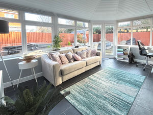 Photo 8- click for photo gallery